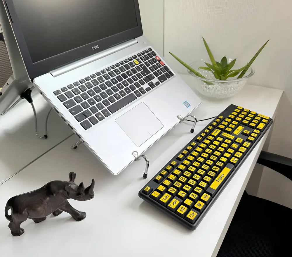 Foto do produto Teclado para Baixa Visão e Braille